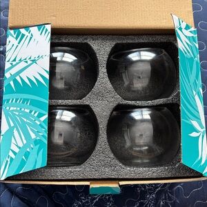 Chic & Tonic Cocktail Glasses Set